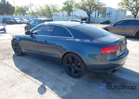 2011 Audi A5 2.0T Premium из США, поврежденный, VIN WAULFAFR1BA043859